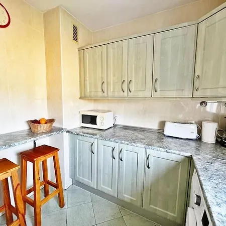 Apartamento Luminoso Y Espacioso De Playa!