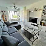 Luminoso Y Espacioso Apartamento De Playa! Διαμέρισμα *