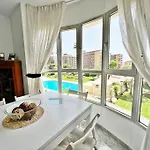 Διαμέρισμα Luminoso Y Espacioso Apartamento De Playa!