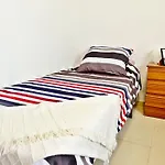 Luminoso Y Espacioso Apartamento De Playa!