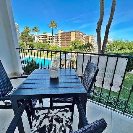 Luminoso Y Espacioso Apartamento De Playa! *