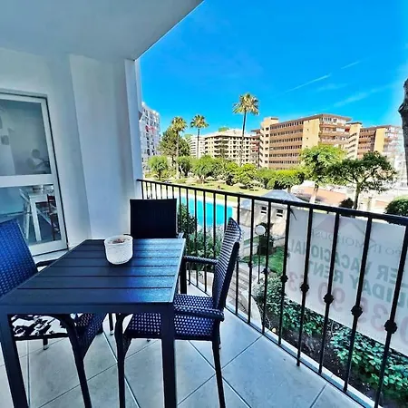 Luminoso Y Espacioso Apartamento De Playa! Fuengirola