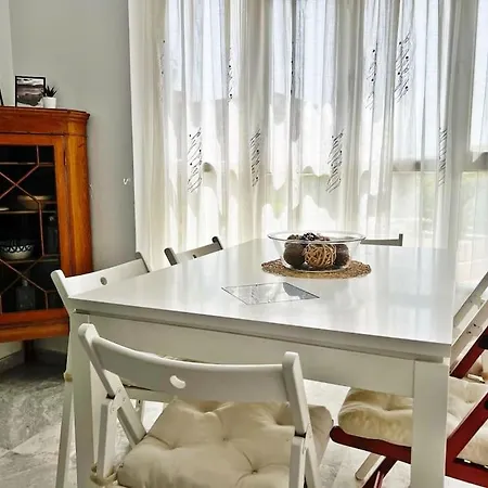 Luminoso Y Espacioso Apartamento De Playa! * Fuengirola